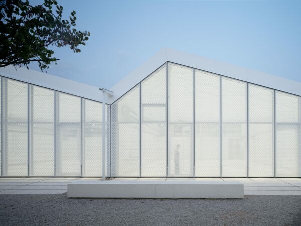 Hochschule in Valladolid von Estudio Gonz�lez Arquitectos