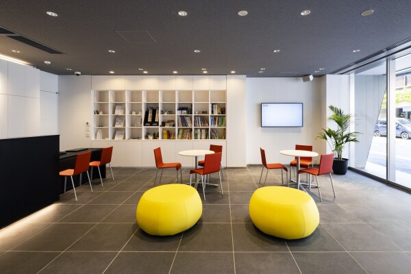 Studios und Laden von Aisaka Architects Atelier