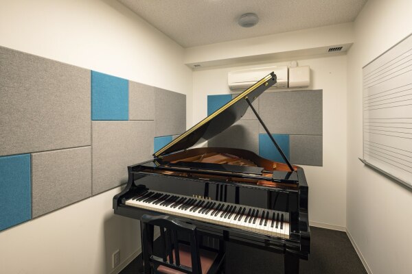 Studios und Laden von Aisaka Architects Atelier