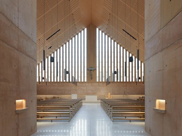 Kirche in Pegognaga von LR Architetti