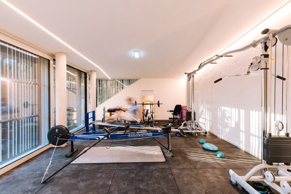 Bootshaus mit Freitreppe in Graz von Kuess Architektur