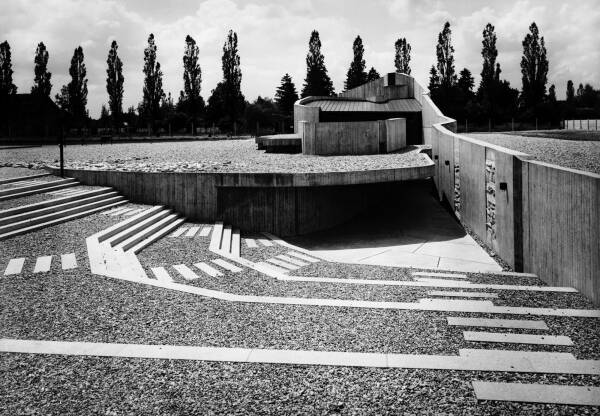 Evangelische Vershnungskirche, KZ-Gedenksttte Dachau, 1967, Architekt: Helmut Striffler