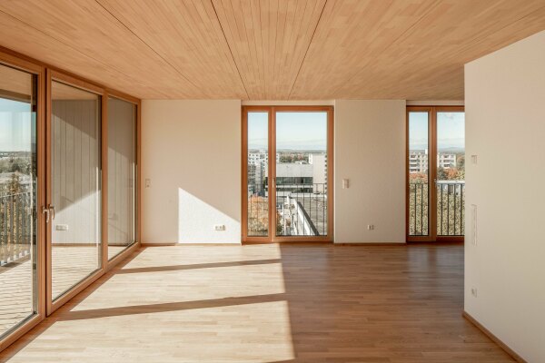 Preistrger Deutscher Holzbaupreis 2023: Wohn- und Geschftshaus Buggi 52 in Freiburg im Breisgau, Weissenrieder Architekten (Freiburg im Breisgau)