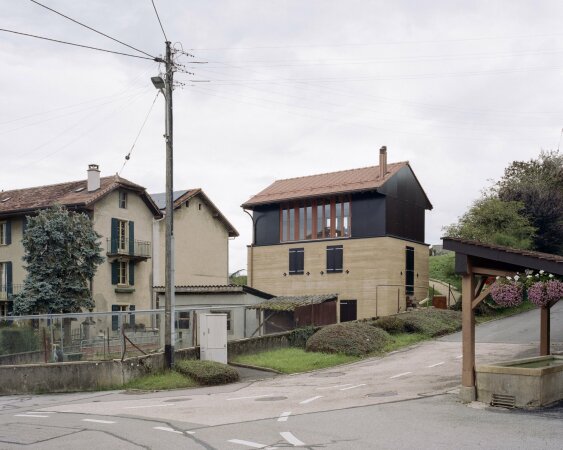 Umbau von Madeleine architectes und Studio Nantermod in Chavornay