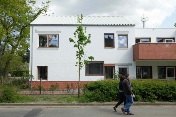 Pflegeheim fr Demenzkranke von Osar Architects in Genk