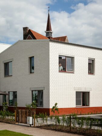 Pflegeheim fr Demenzkranke von Osar Architects in Genk