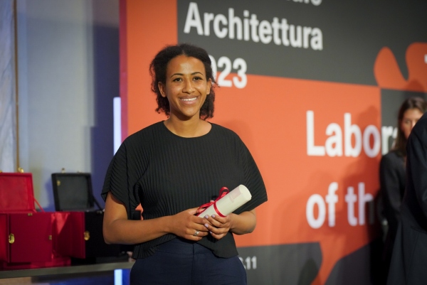 Besondere Erwhnung Hauptausstellung: Thandi Loewenson