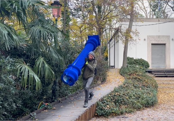 Zum Beispiel die Spolie der Ausstellung Queendom des Israelischen Pavillons zur Biennale Arte 2022 ...