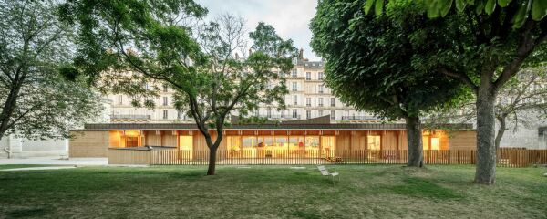 Kita in Paris von atelier Rgis Roudil architectes