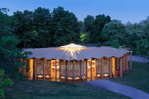 Serpentine Pavilion von Lina Ghotmeh