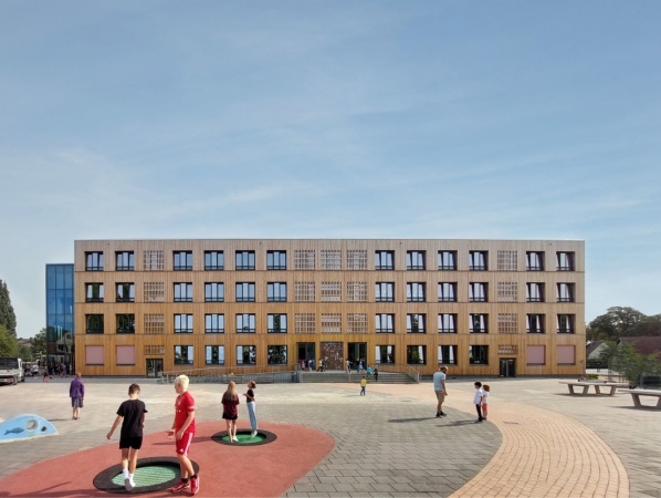 Wilhelm-Gentz-Grundschule von CKRS Architekten in Neuruppin, Brandenburg