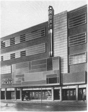 Martin Punitzer, Eingang des Kinos Roxy-Palast in Berlin-Friedenau, 1929