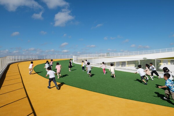 Schule und Kindergarten in Hainan von TAO