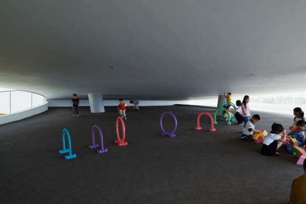 Schule und Kindergarten in Hainan von TAO