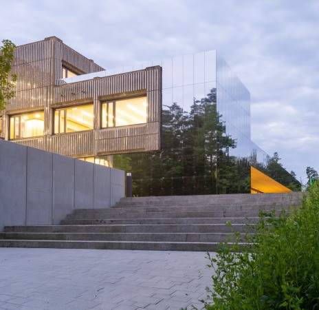 Transformation Gymnasium Neustadt an der Waldnaab von Brückner & Brückner Architekten