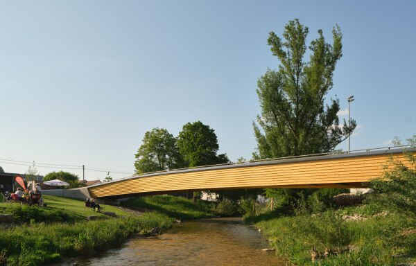 Fu- und Radwegbrcke in Balingen von Moxon Architects