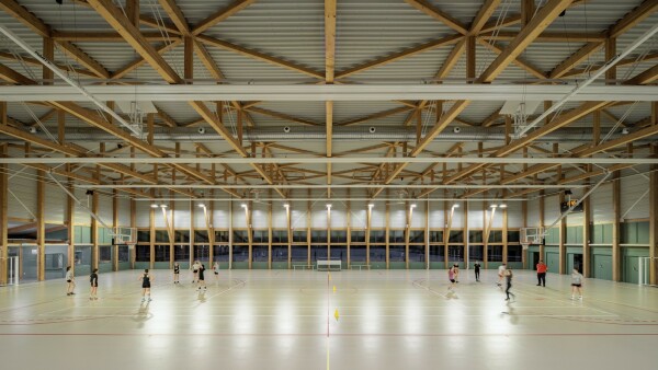 Sporthalle in Frankreich von Link Architectes