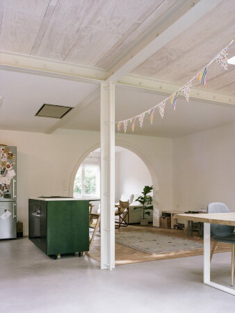 Wohnhauserweiterung in Brssel von Bauclub