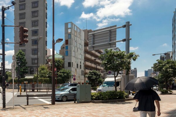 Restaurant und Wohnungen von Florian Busch Architects