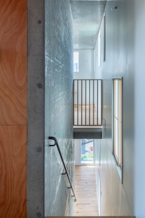 Restaurant und Wohnungen von Florian Busch Architects