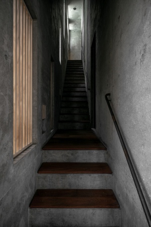 Restaurant und Wohnungen von Florian Busch Architects