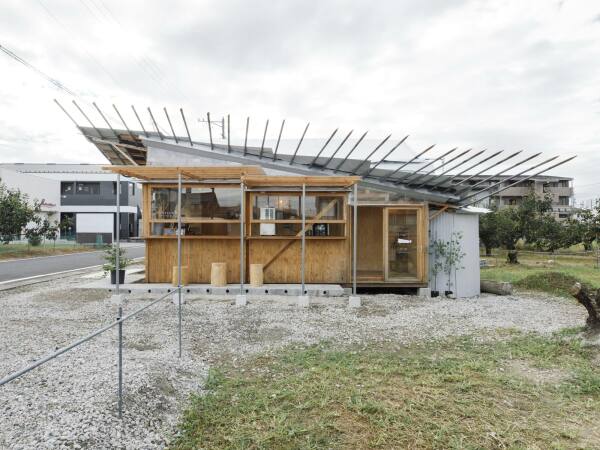 Verkaufsstand von tamotsu ito architecture office in Gifu