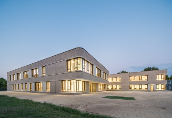 Grundschule in Bremen von Architektengruppe Rosengart + Partner