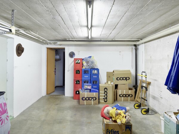 Die Garage der Pfarrwohnung vor dem Umbau 2021