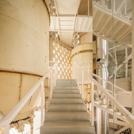 Umbau von Julian Breinersdorfer Architekten in Lissabon