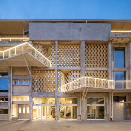 Umbau von Julian Breinersdorfer Architekten in Lissabon