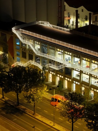 Umbau von Julian Breinersdorfer Architekten in Lissabon