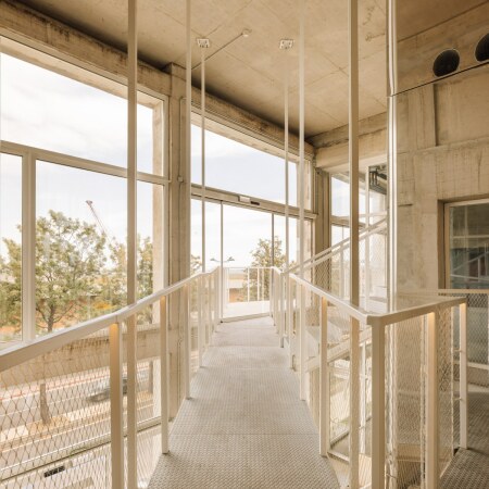 Umbau von Julian Breinersdorfer Architekten in Lissabon