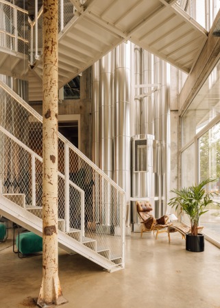 Umbau von Julian Breinersdorfer Architekten in Lissabon