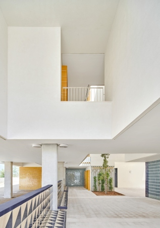 Sozialwohnungsbau auf Ibiza von RipollTizon