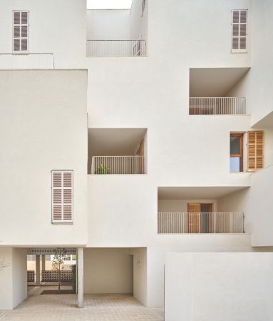 Sozialwohnungsbau auf Ibiza von RipollTizon