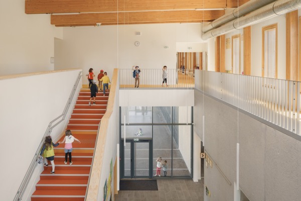 Vorschule von Rue Royale Architectes in Billom