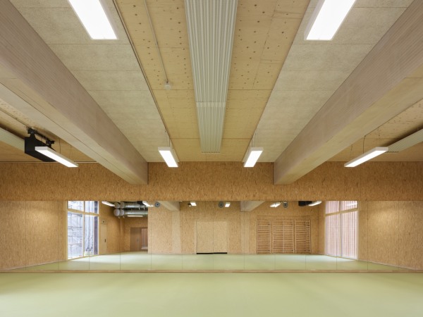Sporthalle von Itten+Brechbühl in Zürich