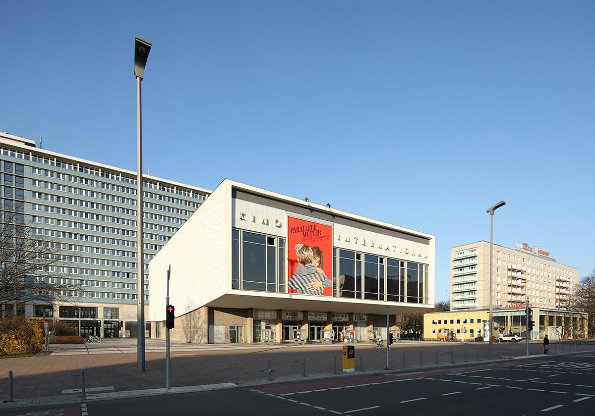 Perspektiven auf die Nachkriegsmoderne - Ausstellung und Tanzperfomance in Berlin