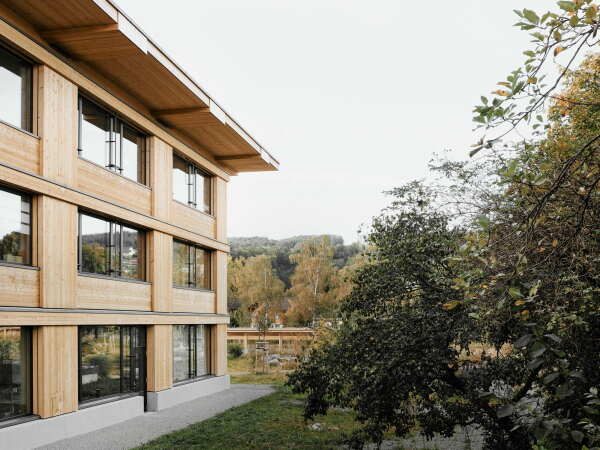 Schulhaus in Weinfelden von Isler Gysel Architekten