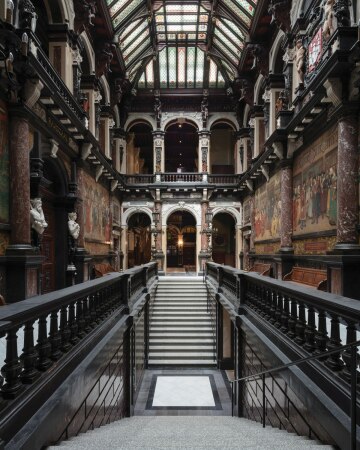 Rathausumbau in Antwerpen von HUB