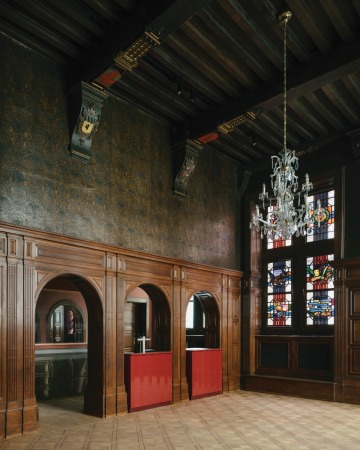 Rathausumbau in Antwerpen von HUB