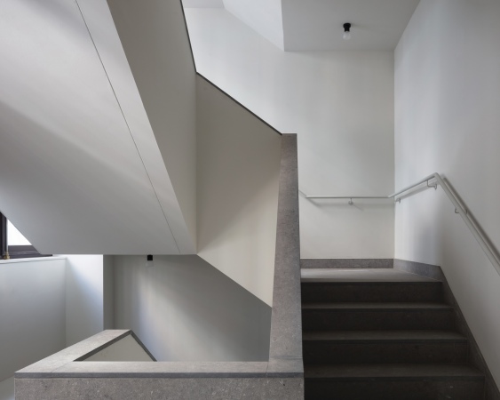 Rathausumbau in Antwerpen von HUB