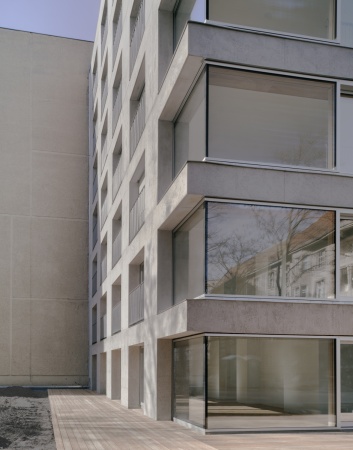 Wohn- und Gesch�ftshaus von zanderroth in Berlin