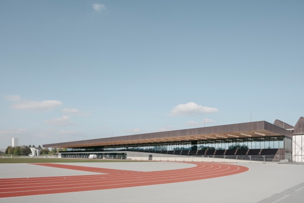 Dietrich | Untertrifaller Architekten (Bregenz), Sportanlage TUM Campus im Olympiapark in Mnchen