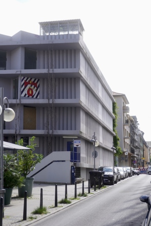 Auch das Parkhaus N2 (196467) von Emil und Peter Serini soll einem Neubau weichen.