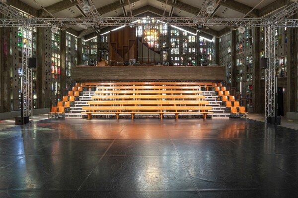 Trinitatiskirche (195659) von Helmut Striffler