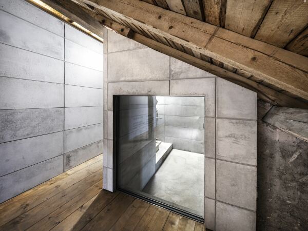 Dachausbau in Olomouc von Sepka architekti