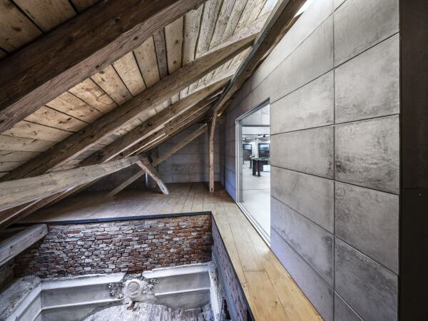 Dachausbau in Olomouc von Sepka architekti