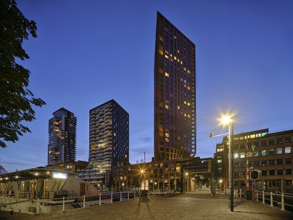 Wohnhochhaus in Rotterdam von Barcode Architects