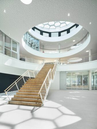 Forschungs- und Institutsgebude von hammeskrause architekten